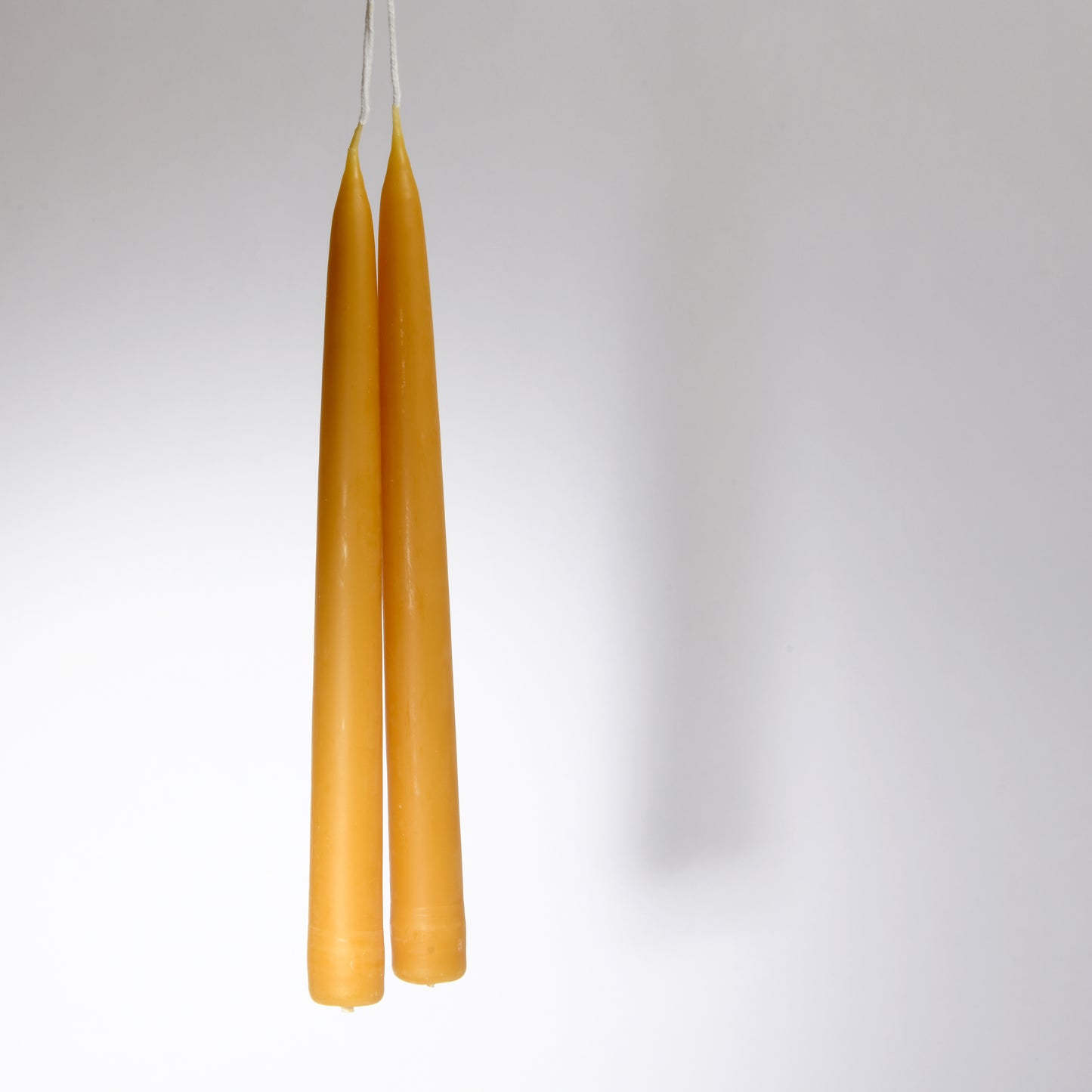 Beeswax Classic Dinner Candles (pair)