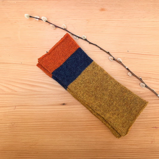 So what could be better than to keep the chill at bay with these gorgeous wrist warmers in softest lambswool? Unique, stylish and extremely wearable. Available in 2 colour ways.