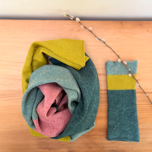 Colour Block Lambswool Wrist Warmers- "Zest"
