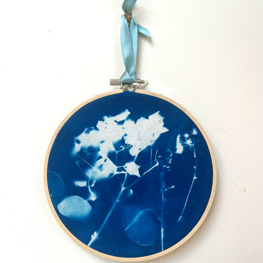 Round Frame Cyanotype (S)